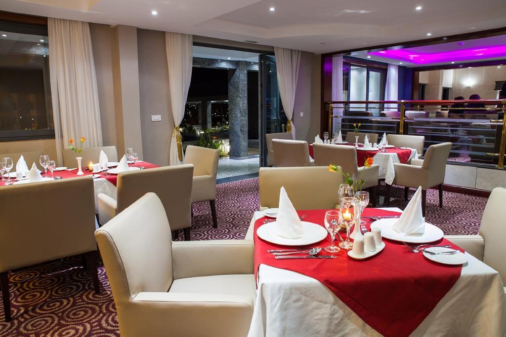 Grand Legacy Hotel Kigali Ngoại thất bức ảnh