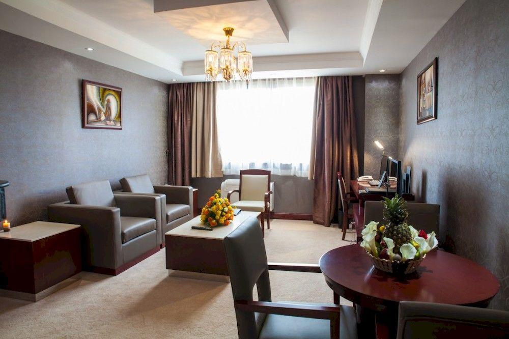 Grand Legacy Hotel Kigali Ngoại thất bức ảnh