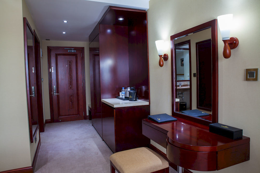 Grand Legacy Hotel Kigali Ngoại thất bức ảnh