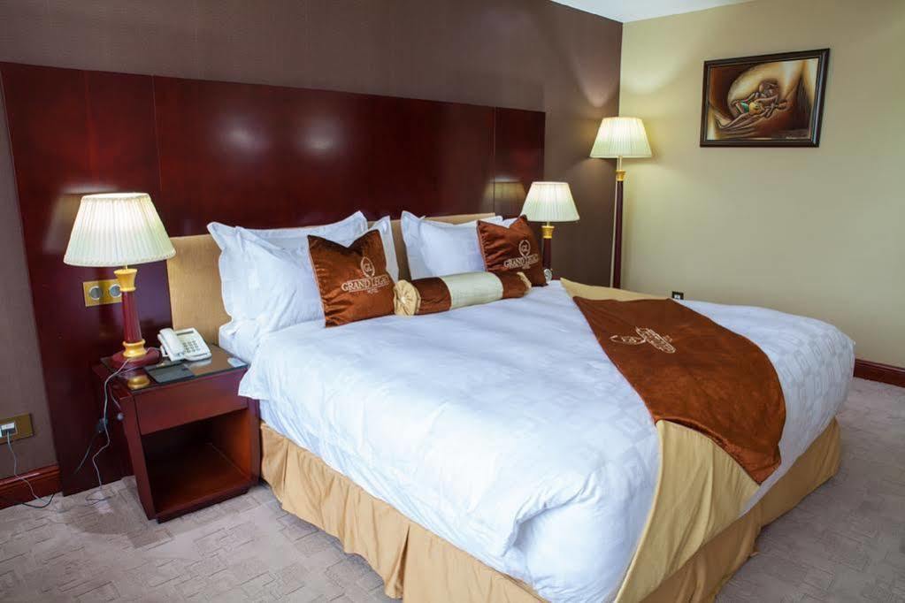 Grand Legacy Hotel Kigali Ngoại thất bức ảnh